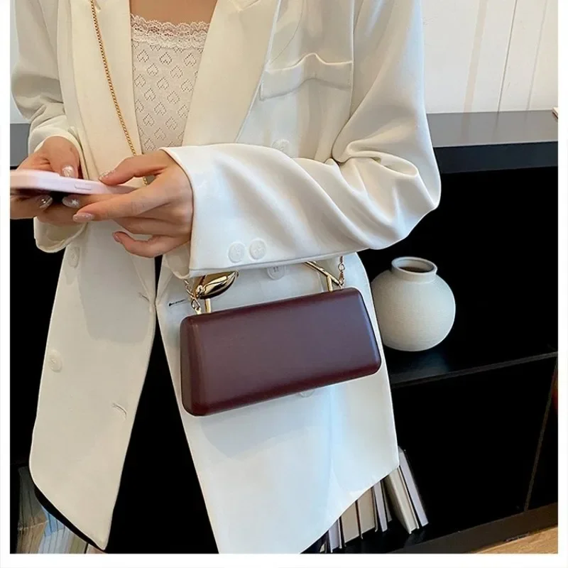 Luxury Bags From China - حقيبة كروس بودي كلاسيكية أنيقة للسيدات