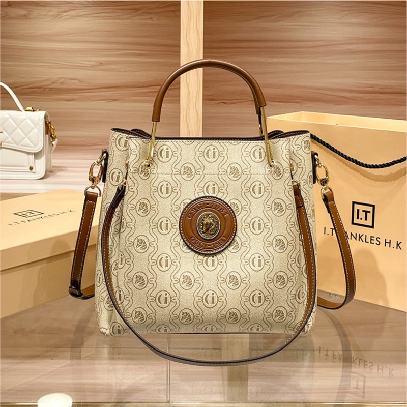 Luxury Bags For Summer - حقيبة يد نسائية ماركة فاخرة خفيفة