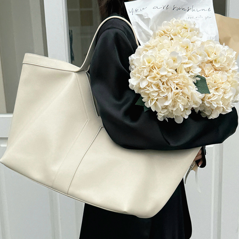 حقائب يد نسائية فاخرة من الجلد - مراجعة Luxury Bags Shopping وسعره