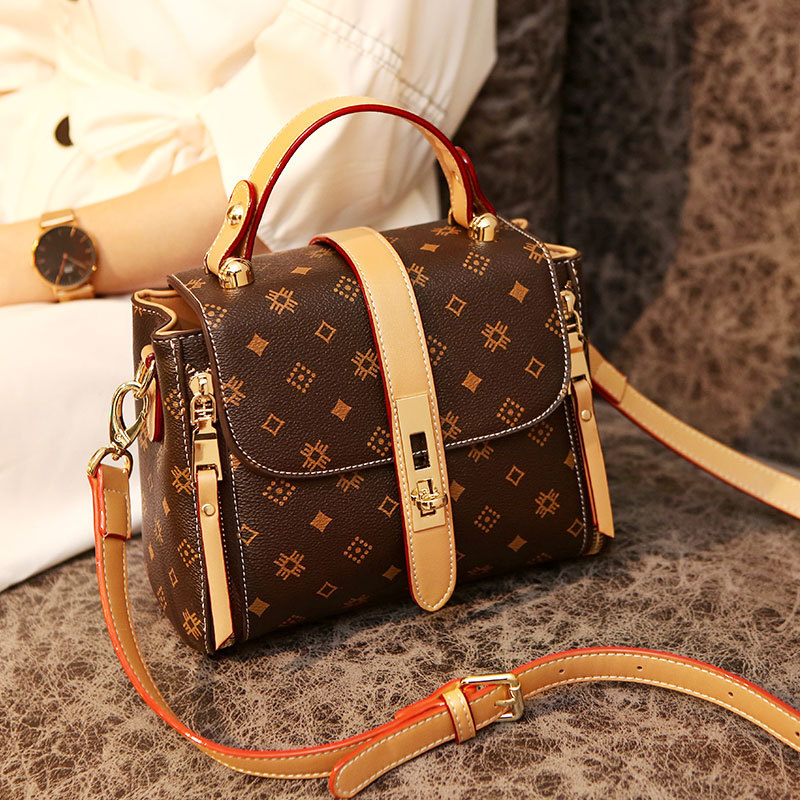 حقيبة حفاضات فاخرة بتصميم أنيق - مراجعة Luxury Bags Must Have وسعره