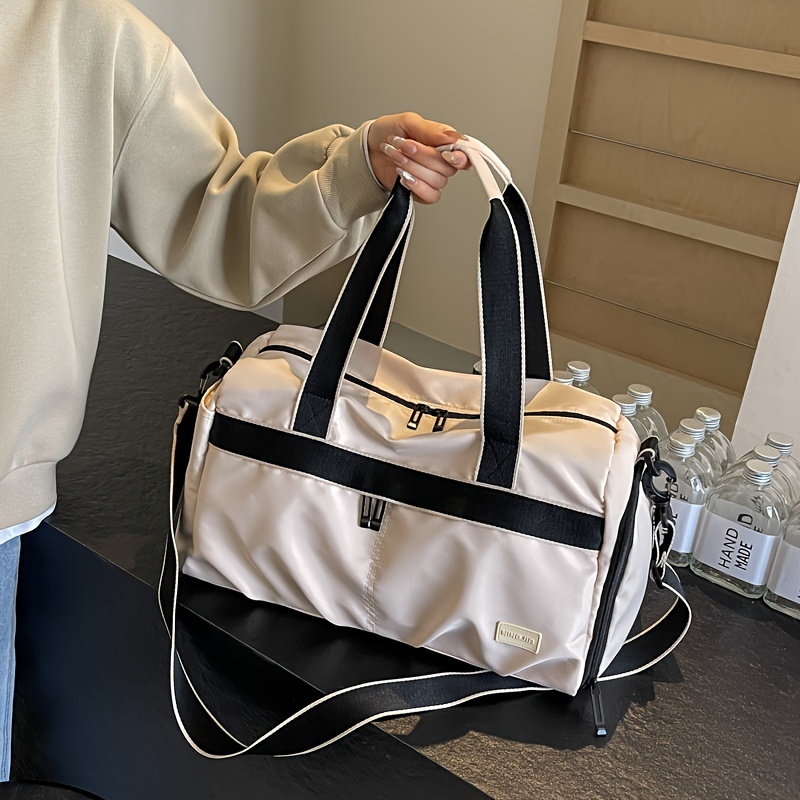 حقيبة سفر بعجلات كبيرة السعة م - مراجعة Weekender Bag Duffle وسعره