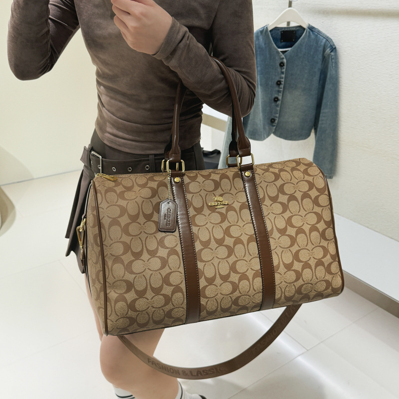 حقيبة سفر كبيرة من القماش المط - مراجعة Weekender Bag Duffle وسعره