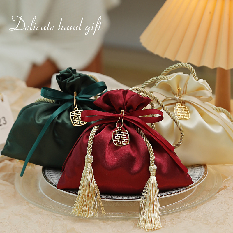 كيس مخملي برباط ، كيس هدايا لل - مراجعة Luxury Bags From China وسعره