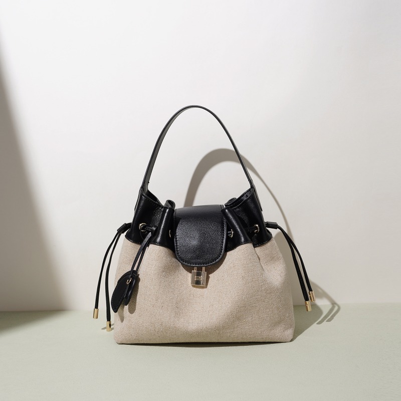 حقيبة كروس للسيدات من علامة تج - مراجعة Luxury Bags From China وسعره
