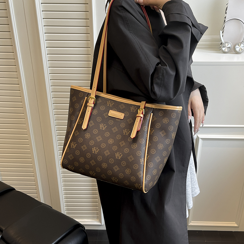 حقيبة نسائية عالية الجودة ذات  - مراجعة Luxury Bags Shopping وسعره